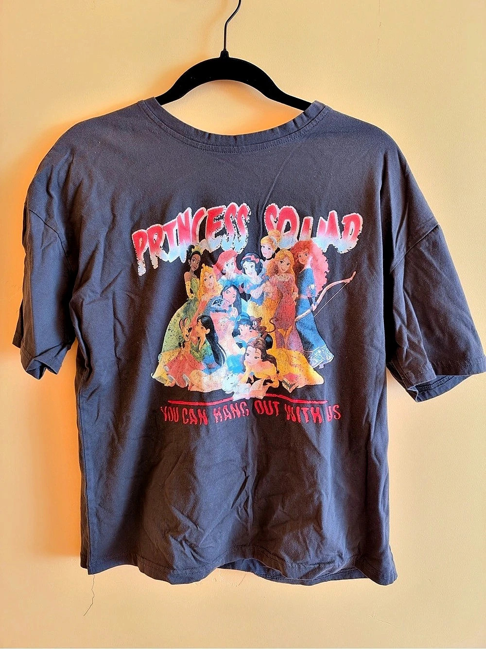 Graphic Short Sleeve Tee in Gray